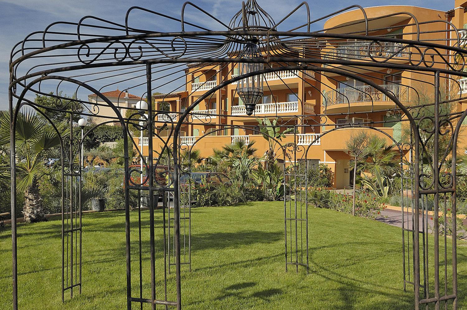 Appart Hotel Lou Castelet Carros Exterior foto